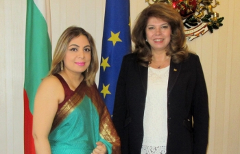 Ambassador Pooja Kapur called on the Hon'ble Vice President of Bulgaria, H.E. Mrs.  Iliana Iotova on 15 February 2018. They comprehensively discussed bilateral relations and took positive note of their reinvigoration. 